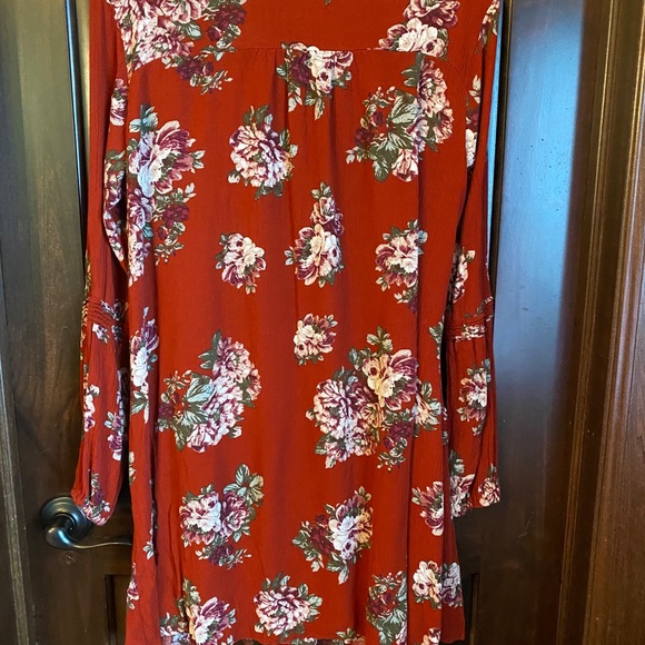 {Gilli} red floral tier boho mini dress - Picture 4 of 13